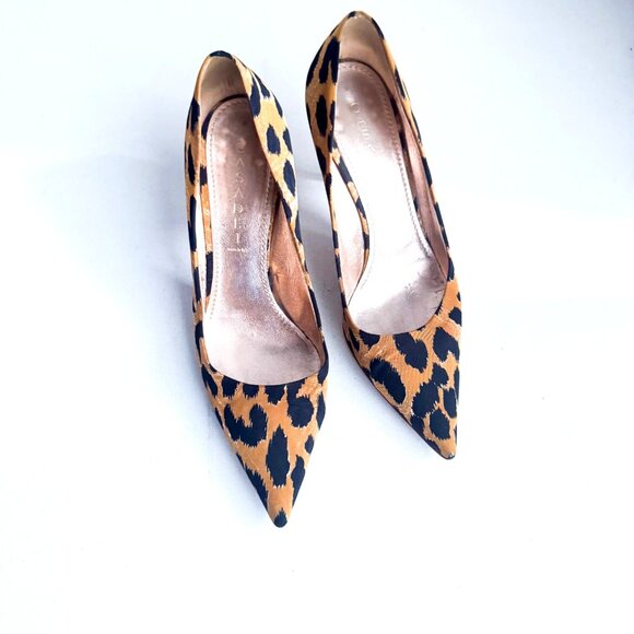 Casadei Animal Print Low Heel Pointy toe Classic Heels 9.5 - Picture 2 of 8